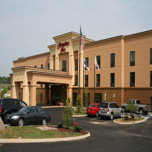 Hampton 3*